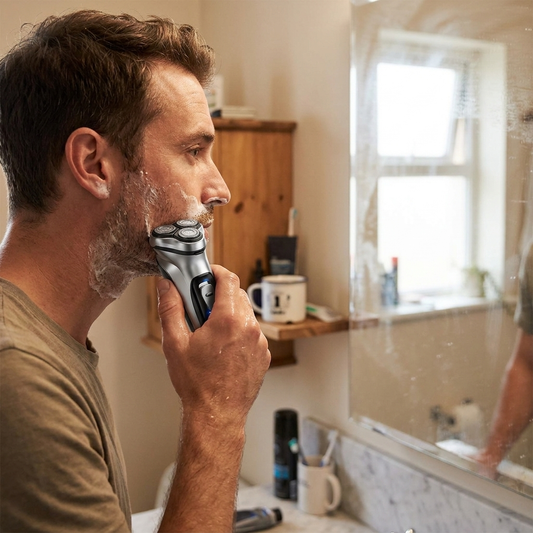 3D Rotary Electric Shaver in use